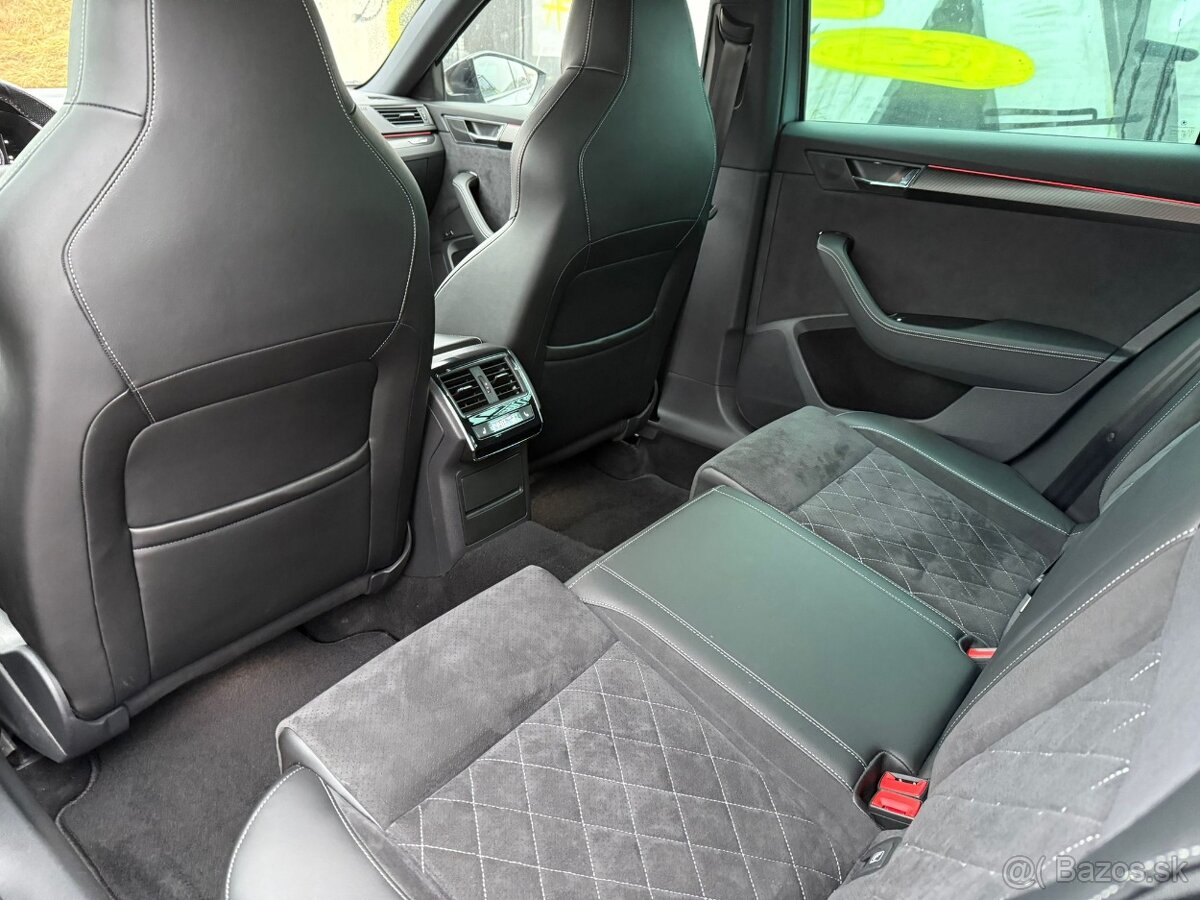 Škoda Superb Combi Sportline 2,0TDI 4x4 - 14