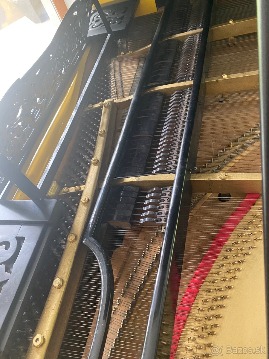 Predám klavir krídlo - 14
