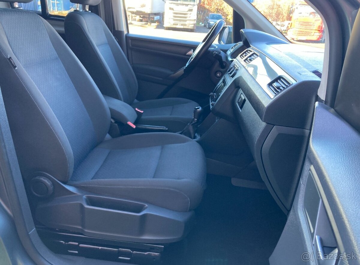 VOLKSWAGEN CADDY MAXI 2,0TDi 4MOTION 7míst - 14