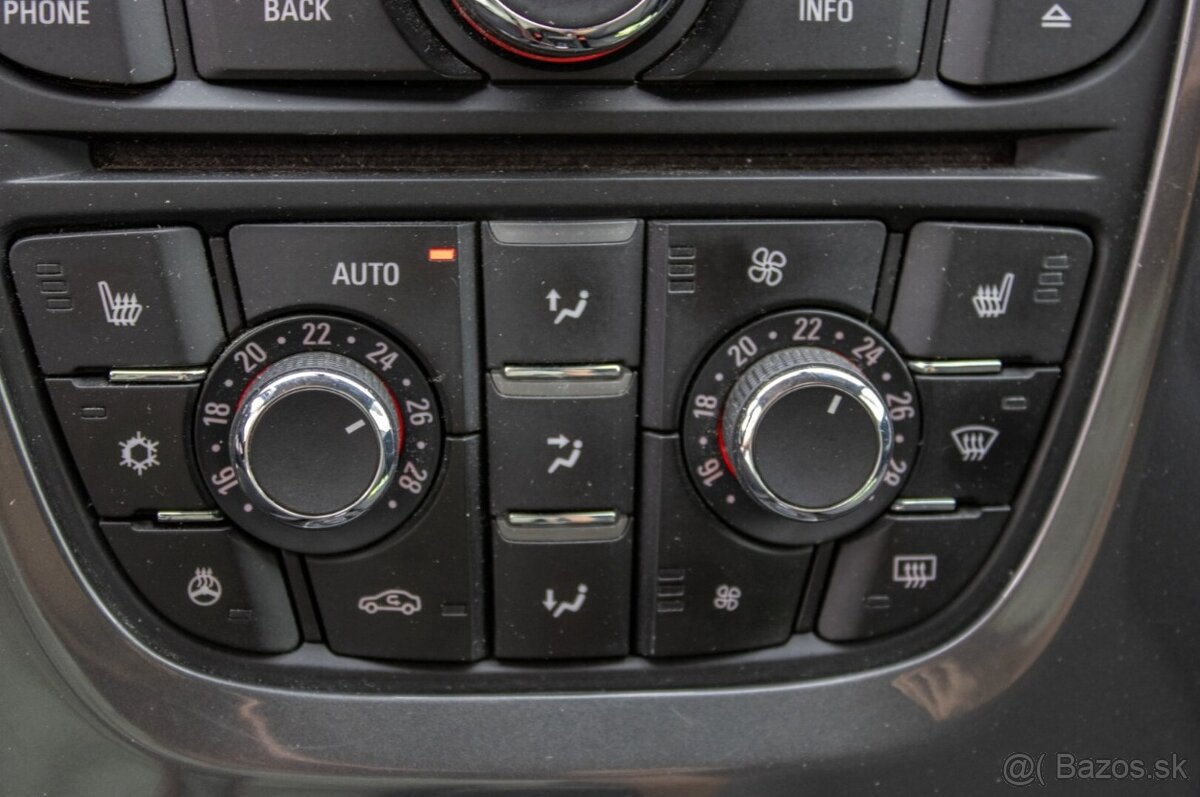 Opel Astra 1.6 Cosmo / 85kW / M5 / 2014 - 14