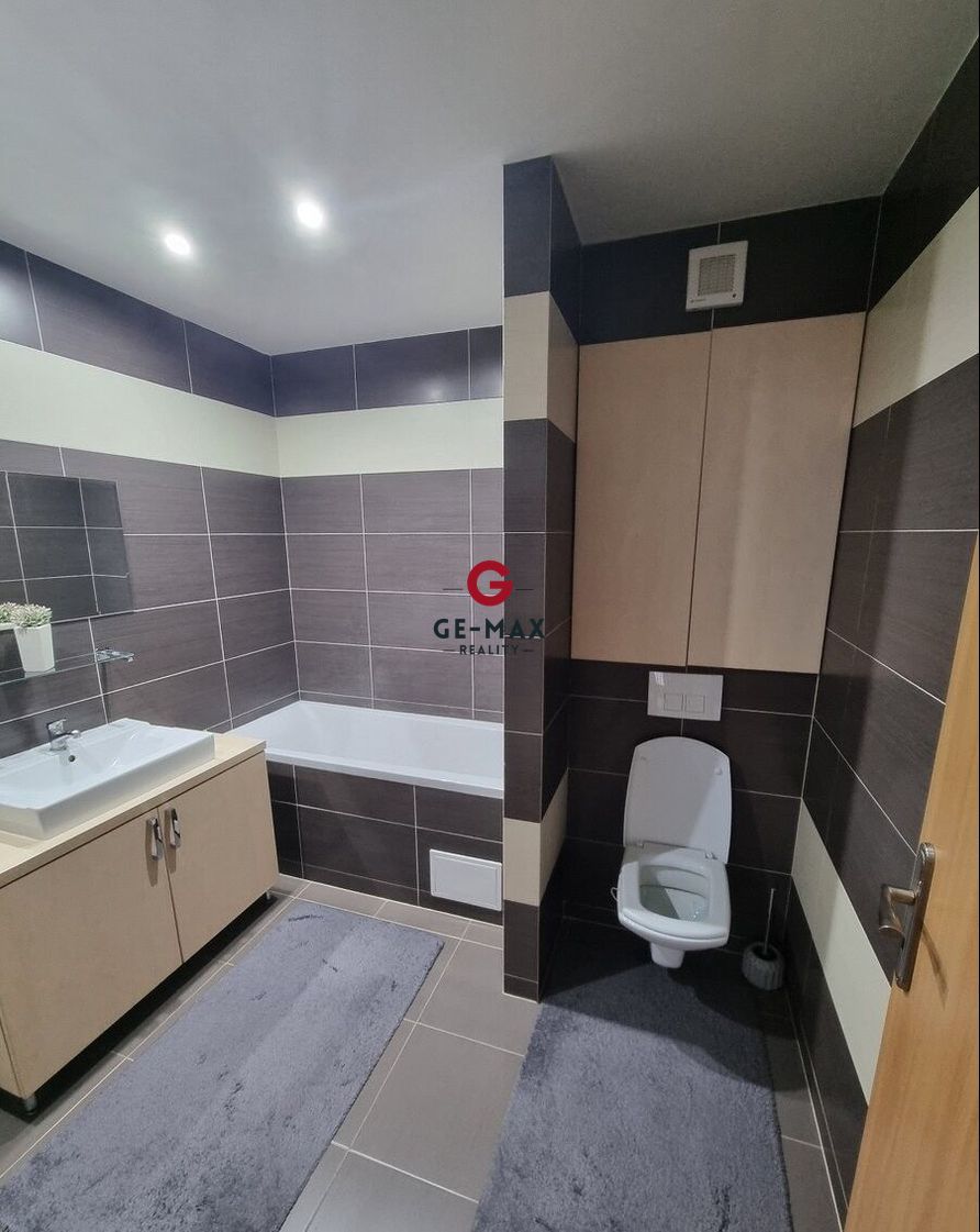 Na predaj zrekonštruovaný 3-izbový byt – sídlisko Východ - 14