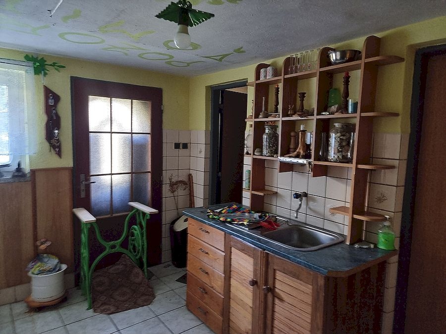 Rodinný dom s menším pozemkom, na bývanie alebo prenajímanie - 14