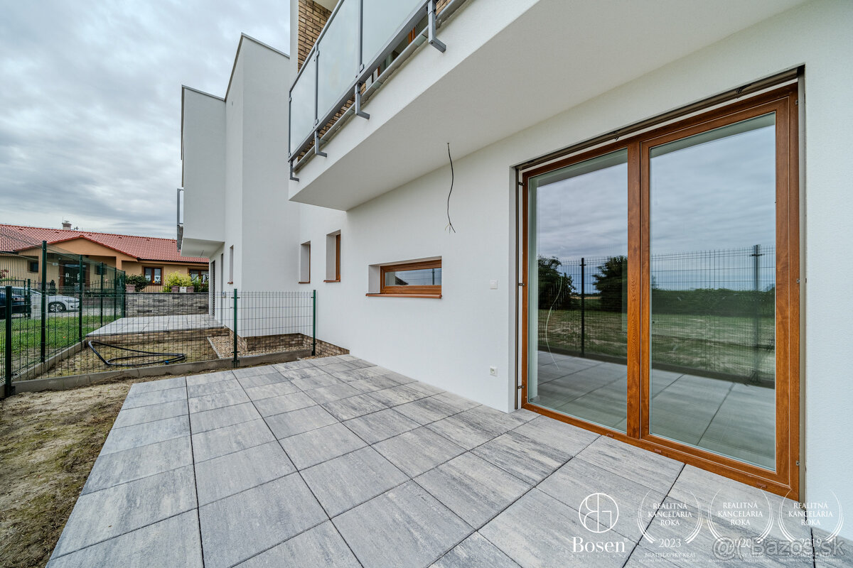BOSEN | ZNÍŽENÁ CENA 4 izbového domu vo vysokom štandarde, Š - 14