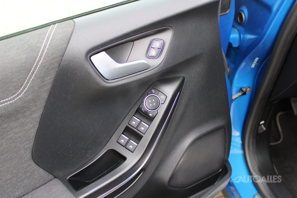 Ford Puma 1,0i ECOBOOST 92 kW - 14