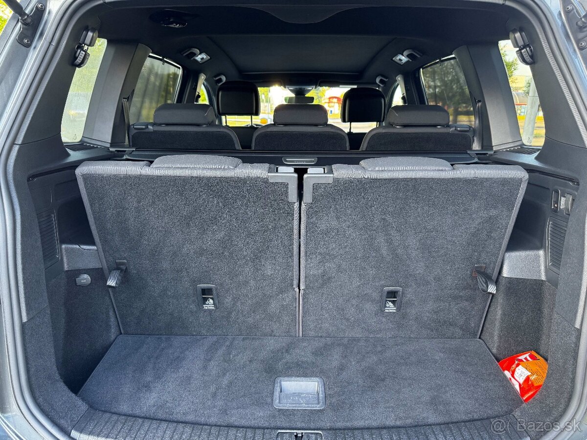 VW Touran R-Line TSi 110kw DSG 7 miestny,LED IQ.Light/PANO - 14