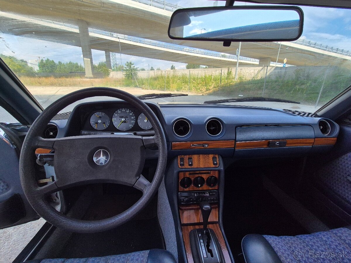 Mercedes-Benz 280CE W123 - 14