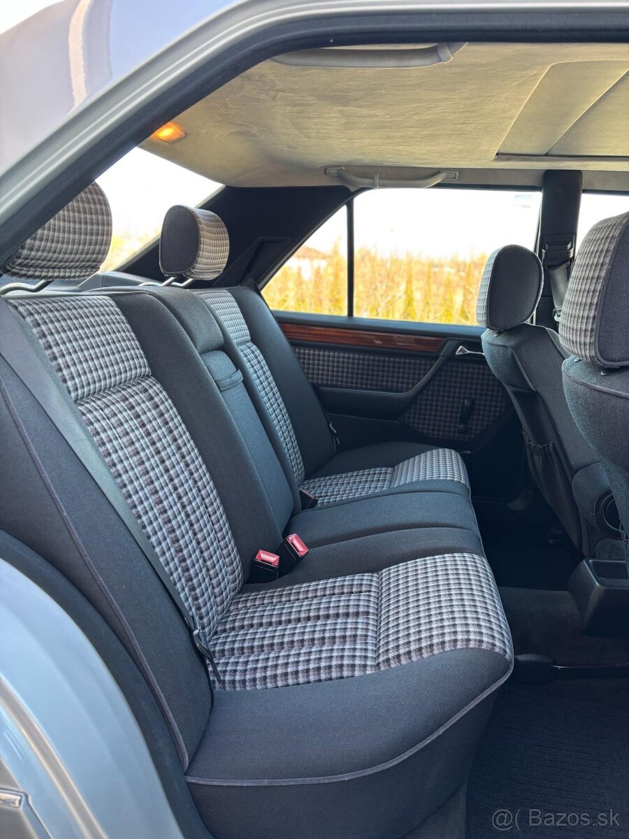 Mercedes Benz W124 320 140.000km - 14