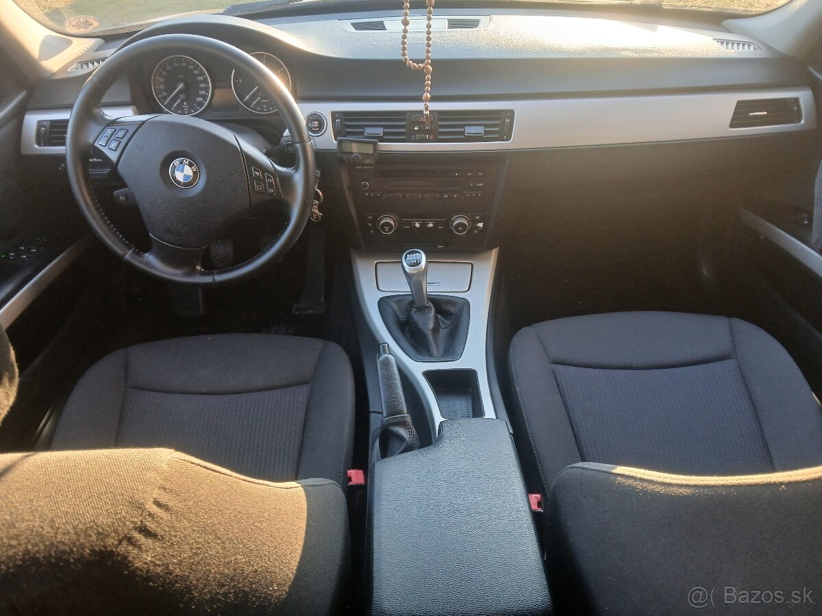 BMW Rad3 e90 FACELIFT 2010 - 14