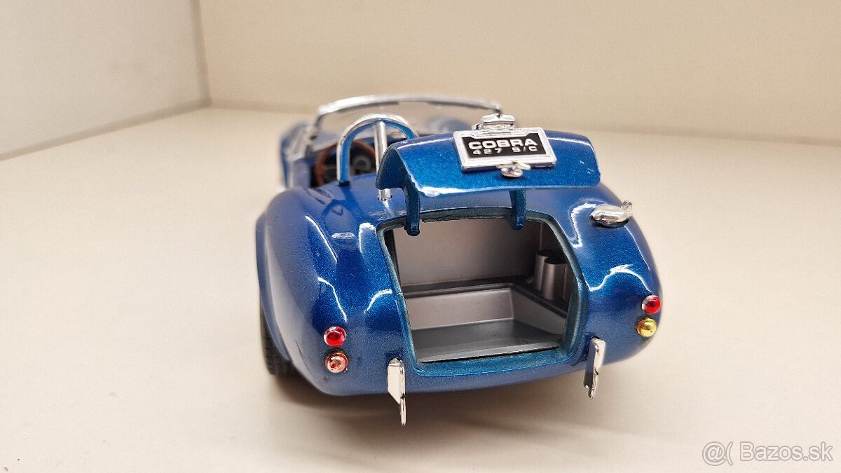 1:18 SHELBY COBRA 427S/C - 14