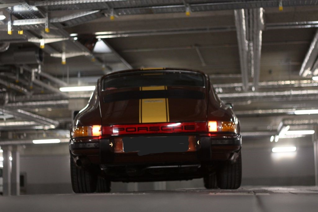 PORSCHE 911 S, G - model - 14