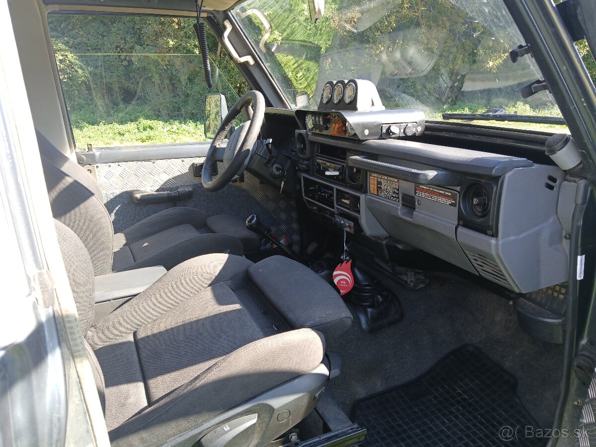Toyota Land Cruiser LJ73, 4,2D - 14