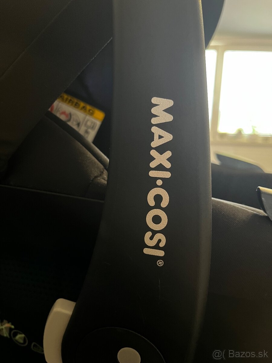 Autosedačka + Isofix základňa Maxi-Cosi - 14