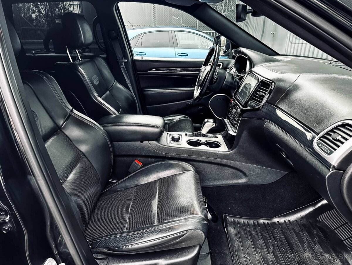 Jeep Grand Cherokee 3.0L V6 CRD Overland A/T - 14