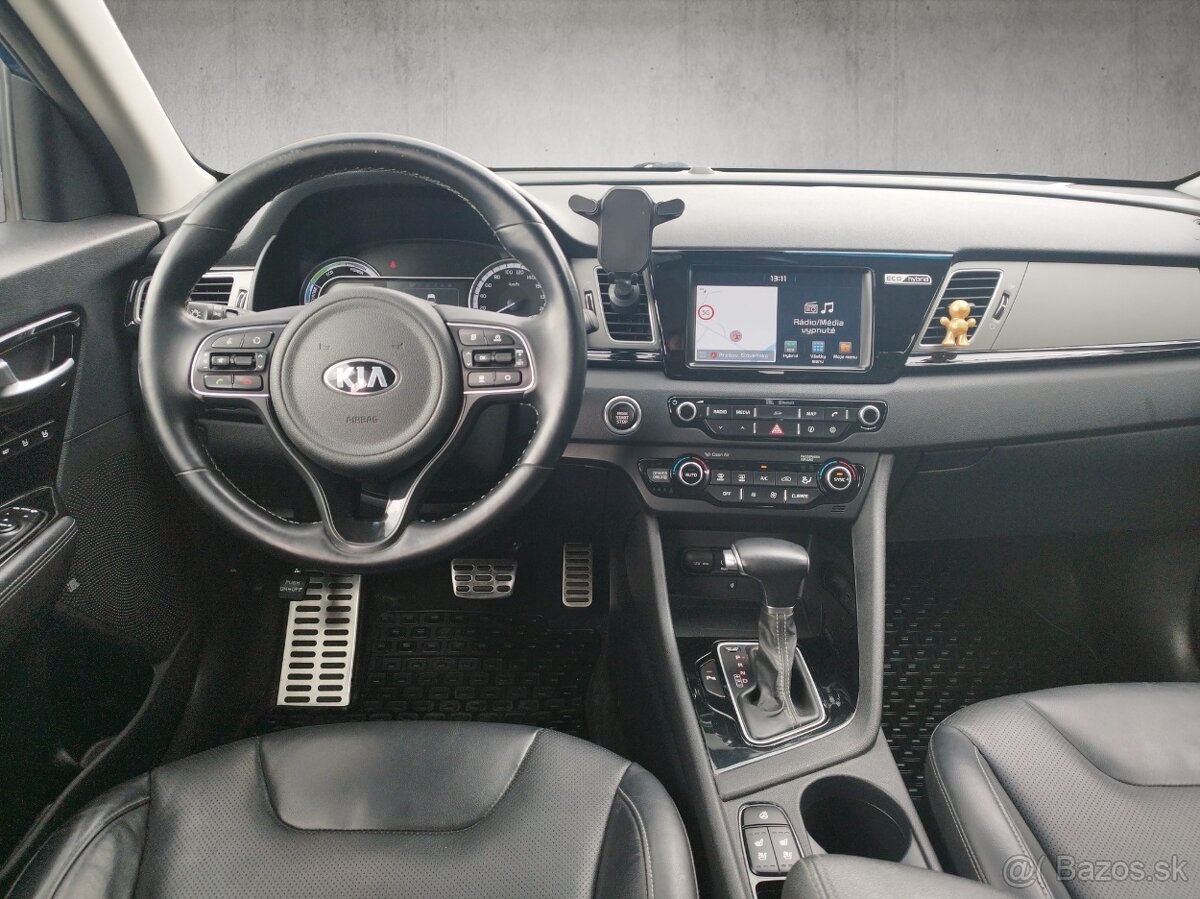 Kia Niro 1,6 GDi HEV PLATINUM - 14