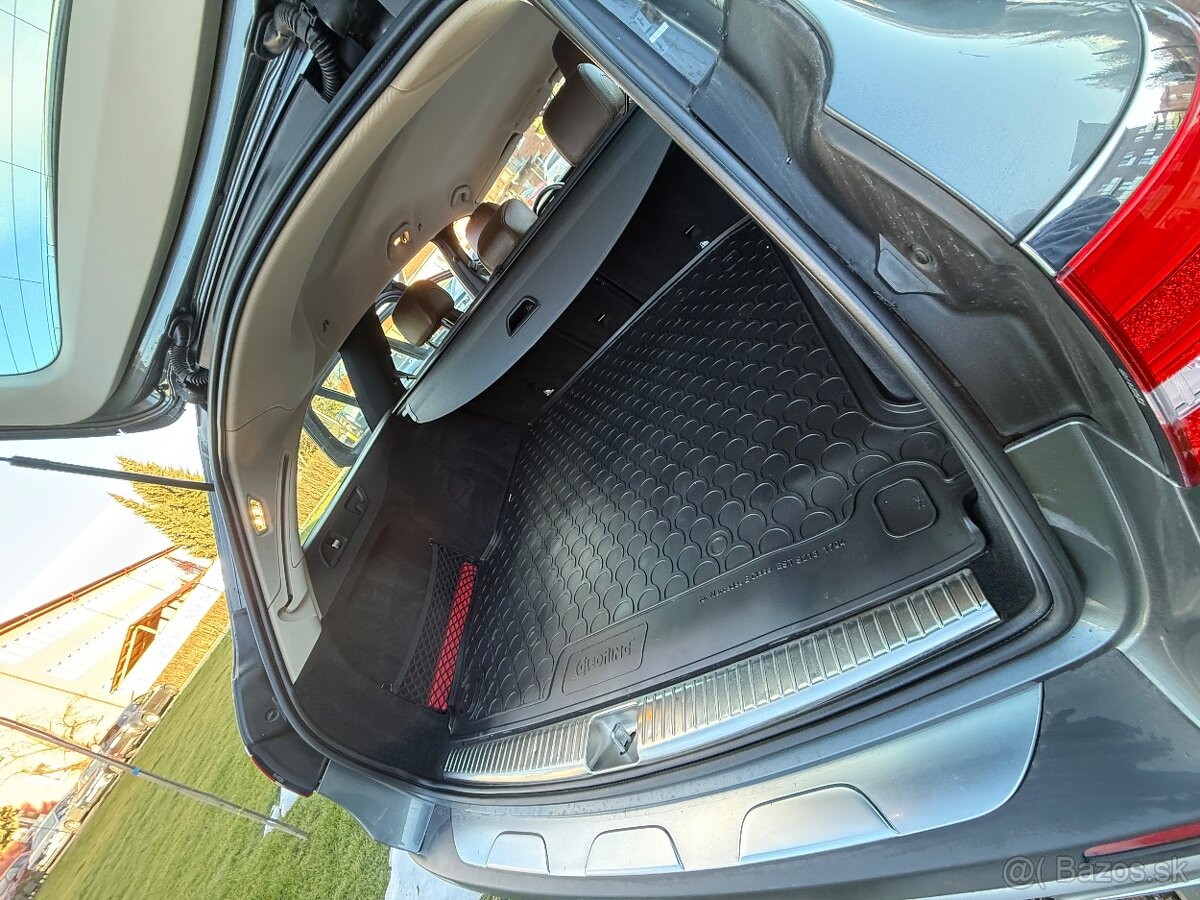 Mercedes-Benz E 220d 4MATIC All-Terrain | - 14