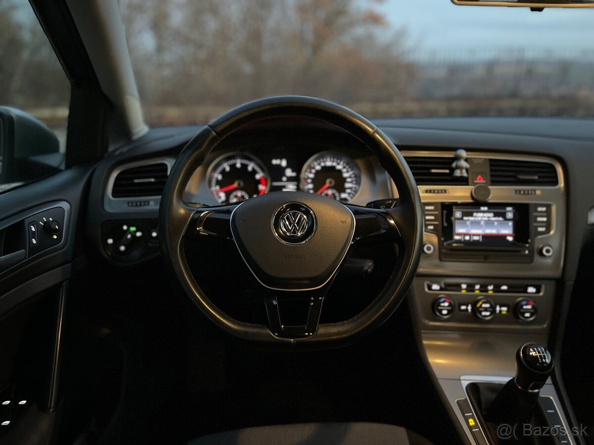 Volkswagen Golf 1.2TSI Bluemotion - 14