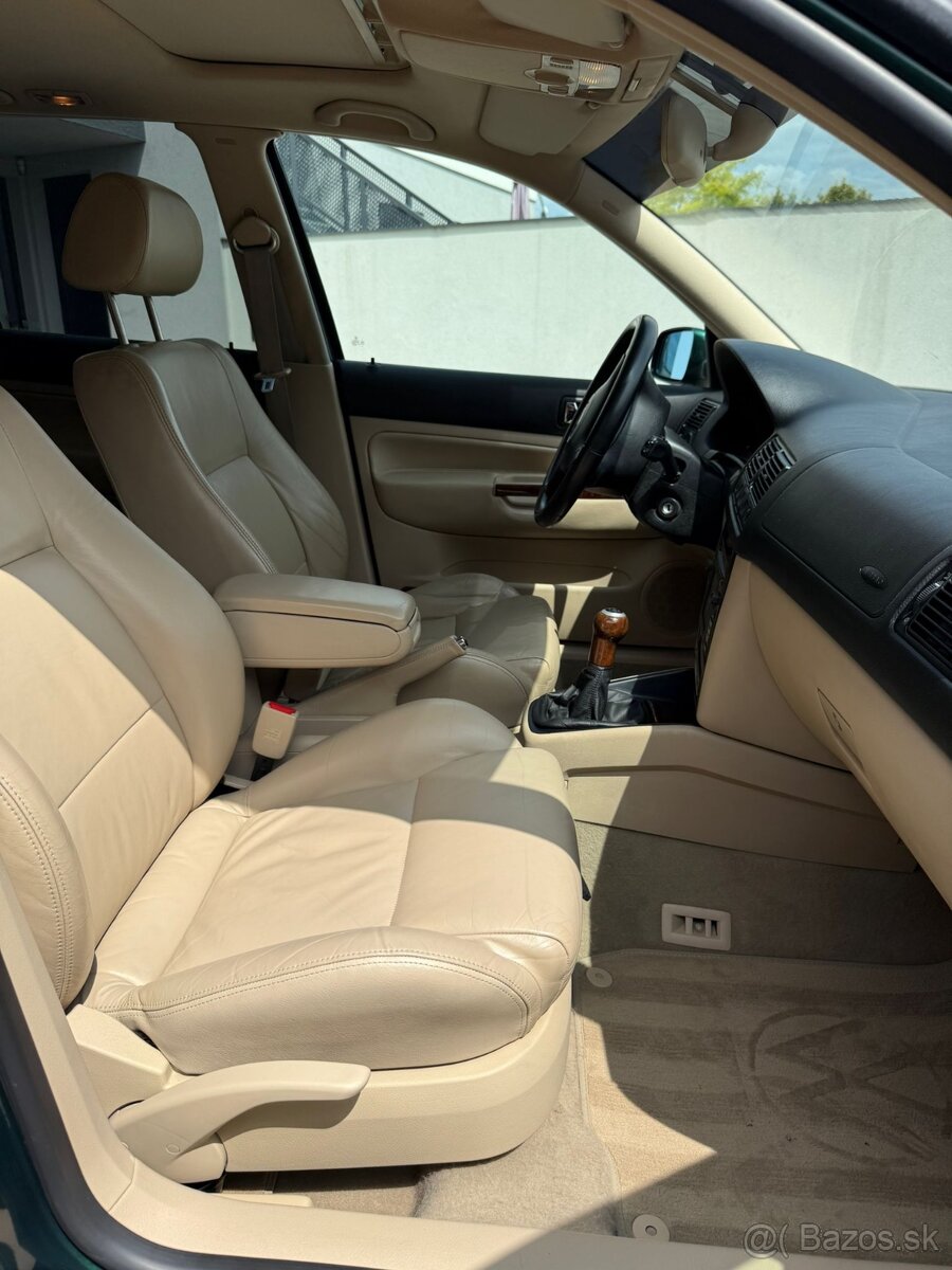 Volkswagen Golf 2.8 V6 4Motion 81000km UNIKÁTNÍ KUS - 14