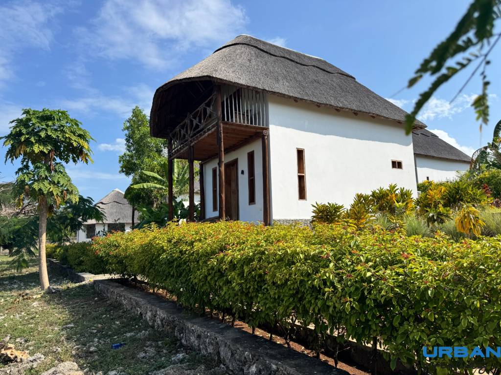 POSCHODOVÁ VILA S VÝHĽADOM NA OCEÁN - 14