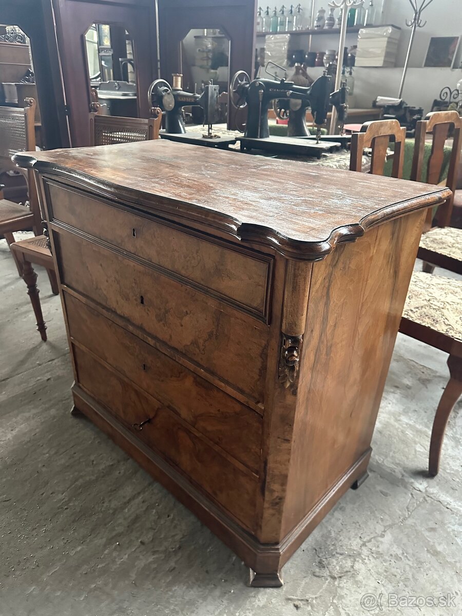 starožitná komoda - 14
