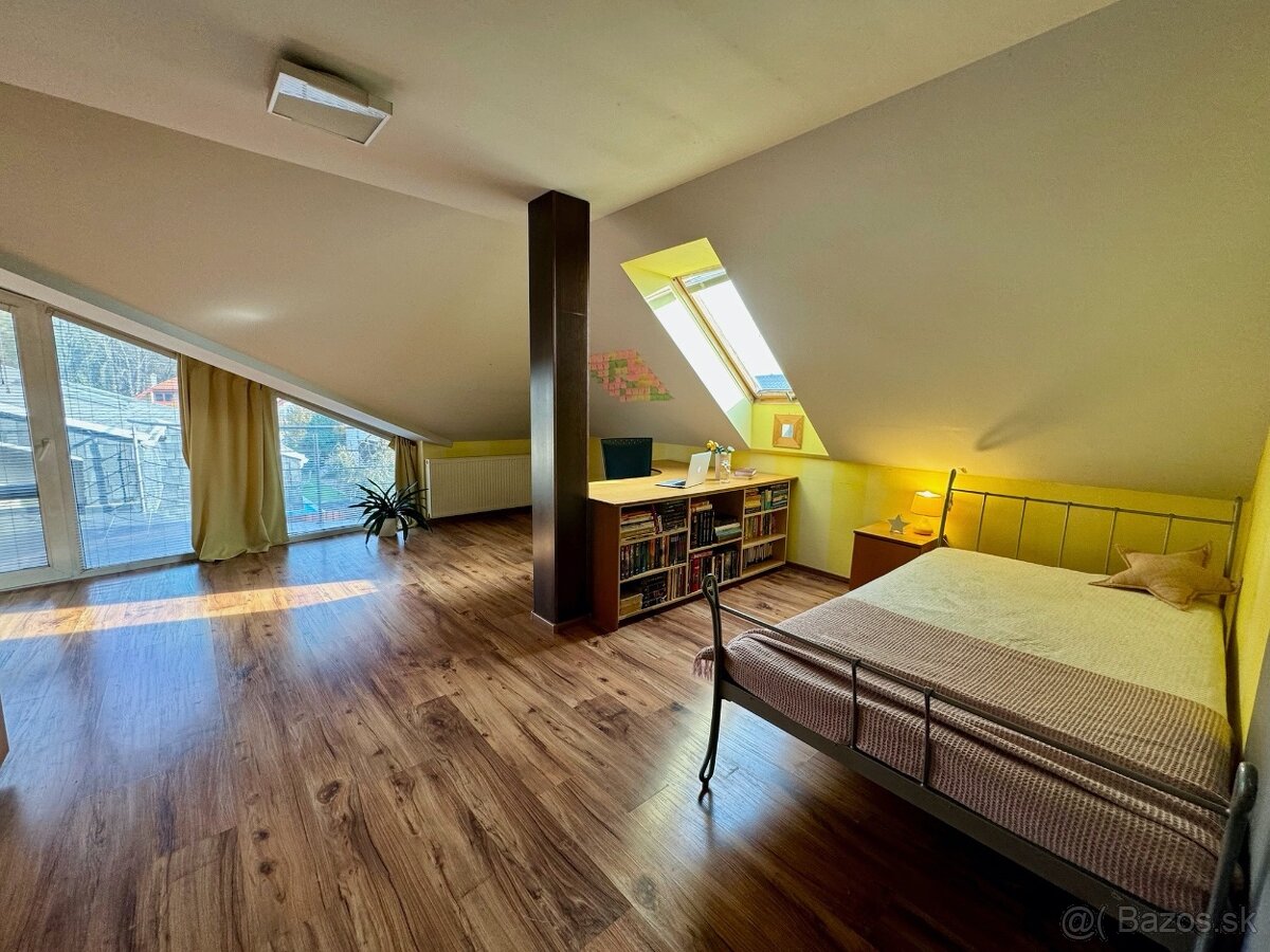 Dom v centre mesta s bazénom | Michalovce | Znížená cena - 14