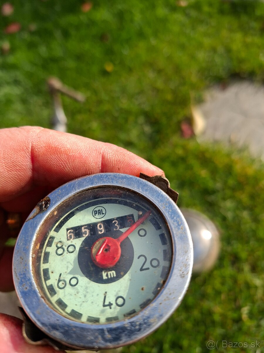 Jawa 555, verzia s revmaplechmi - 14