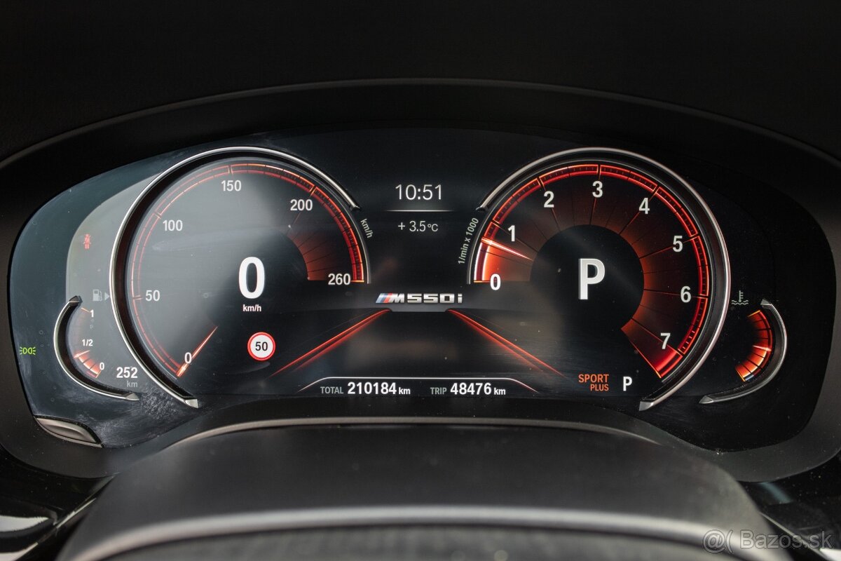 BMW Rad 5 M550i xDrive A/T - 14