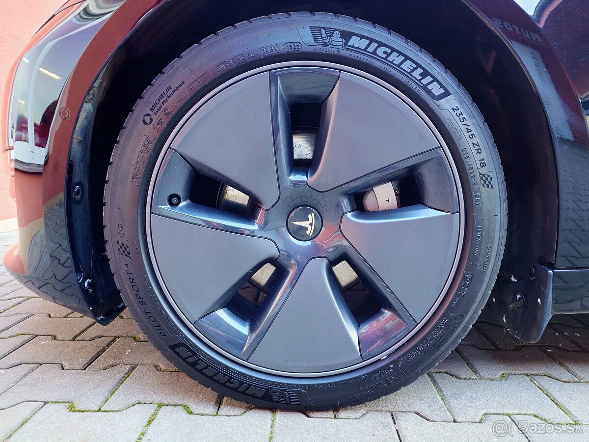 Tesla Model 3 2021 Long Range Dual Motor 366 kW - 14