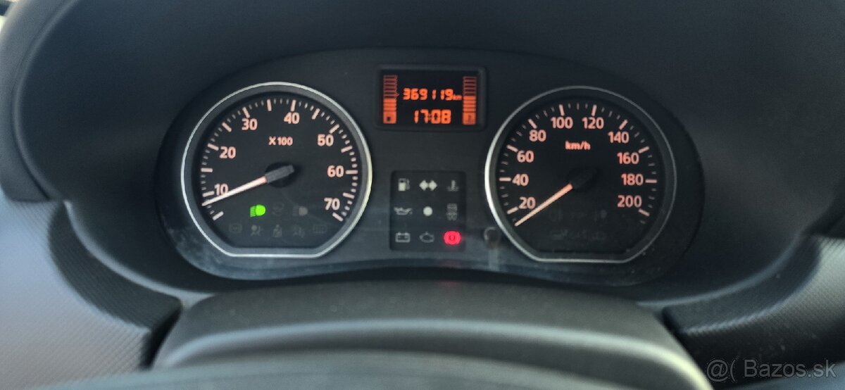 Dacia Sandero Stepway 1,6MPi M2010 - 14