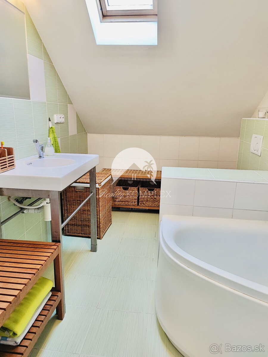 Reality KOMPLEX s.r.o.,Vám ponúka elagantný, úplne rekonštr - 14