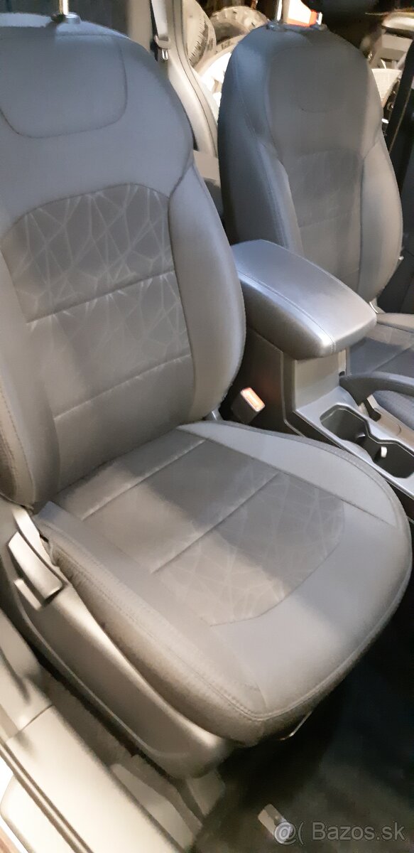 SsangYong Korando 1.5 Benzín Style 6/AT - 14