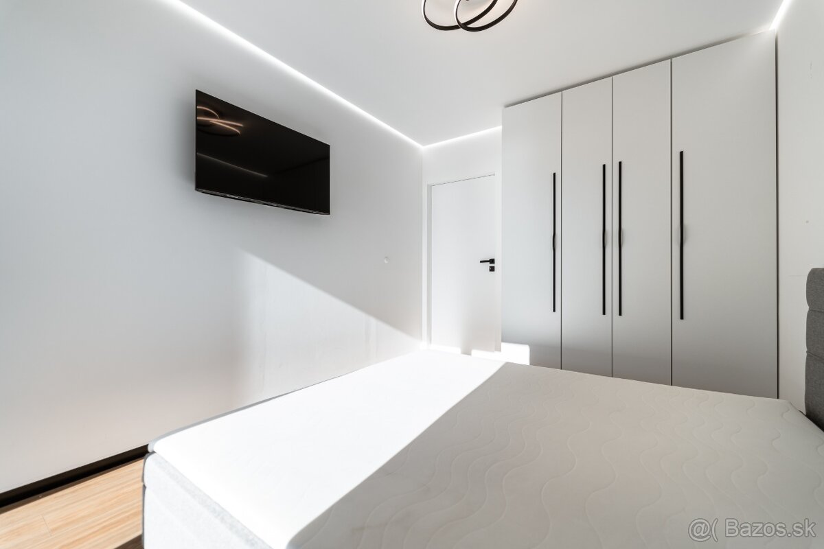 Luxusný 3-izbový Byt s balkónom a garážovým parkovaním - 14