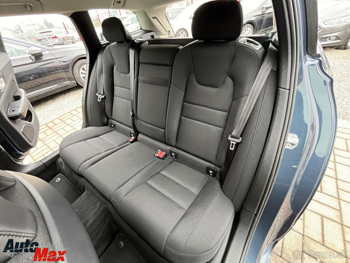 Volvo V60 D3 Momentum - 14