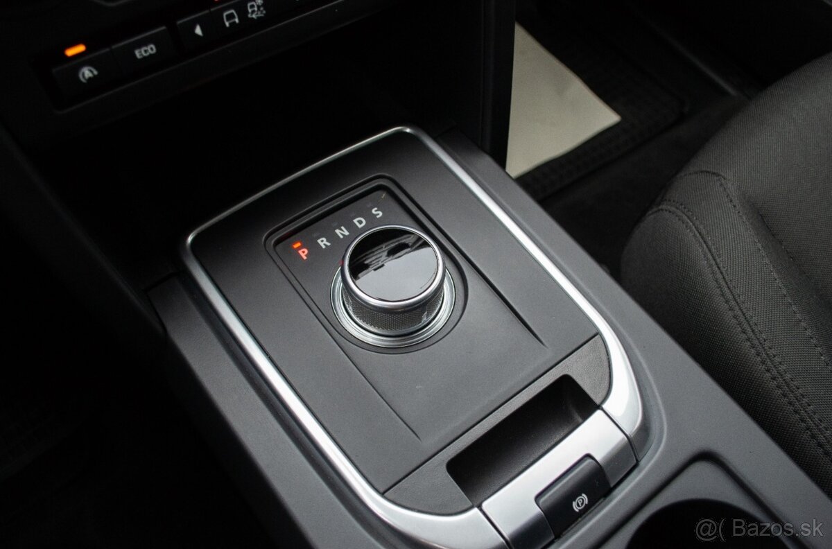 Land Rover Discovery Sport 2.0L TD4 SE AT - 14