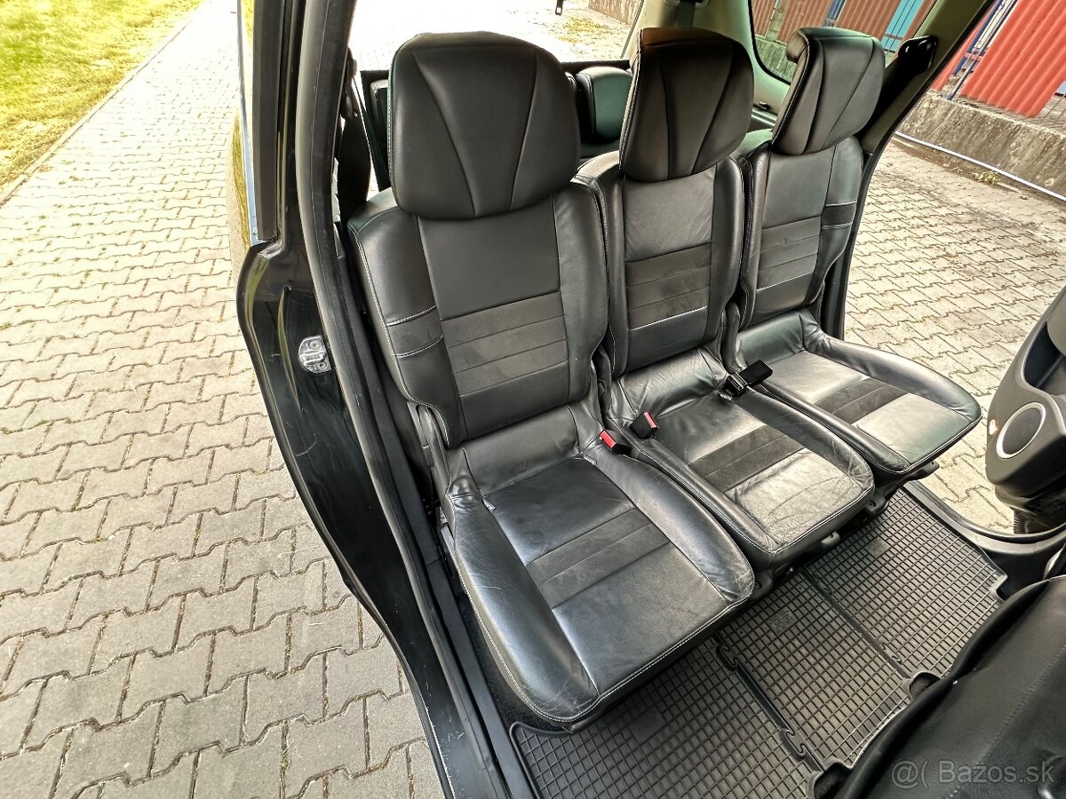 Renault Mégane Scénic 1,5 Dci 7 miest - 14