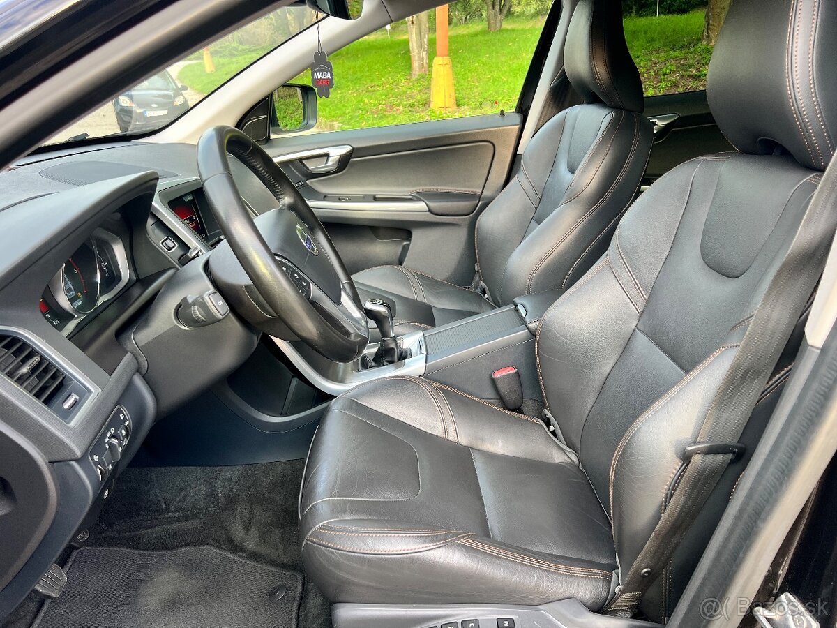 Volvo XC60 2.0 D4 Summum - 14