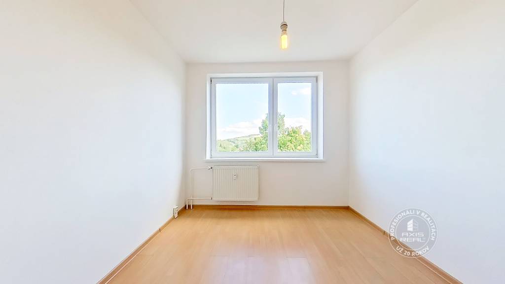 AXIS REAL | Slnečný 3-izbový byt s LODŽIOU, Stará Ľubovňa, K - 14