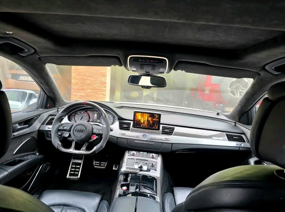 -AUDI R8 VOLANT SPORTOVY START/STOP - DRIVE SELECT - 14