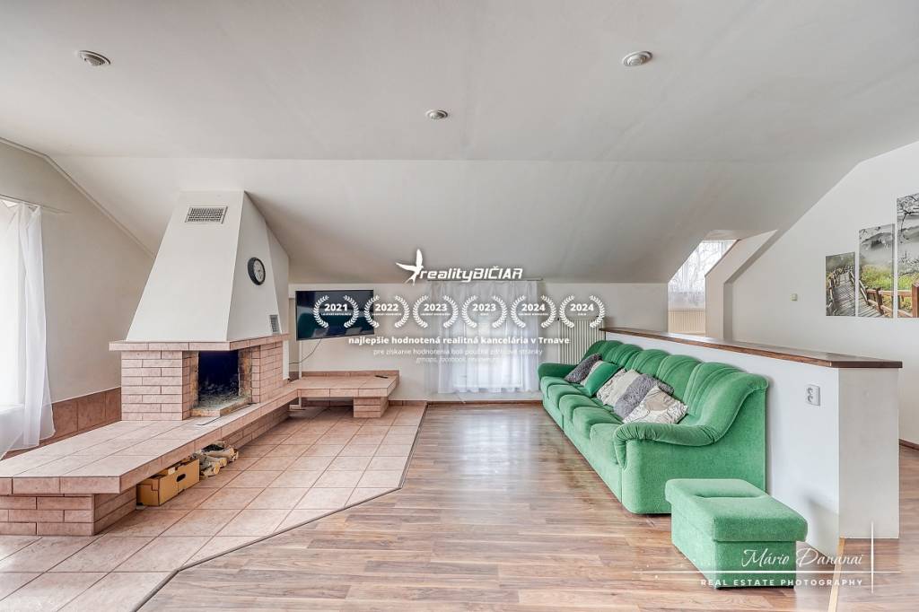 polyfunkčný objekt so 4-izbovým bytom v obci Pavlice - 14