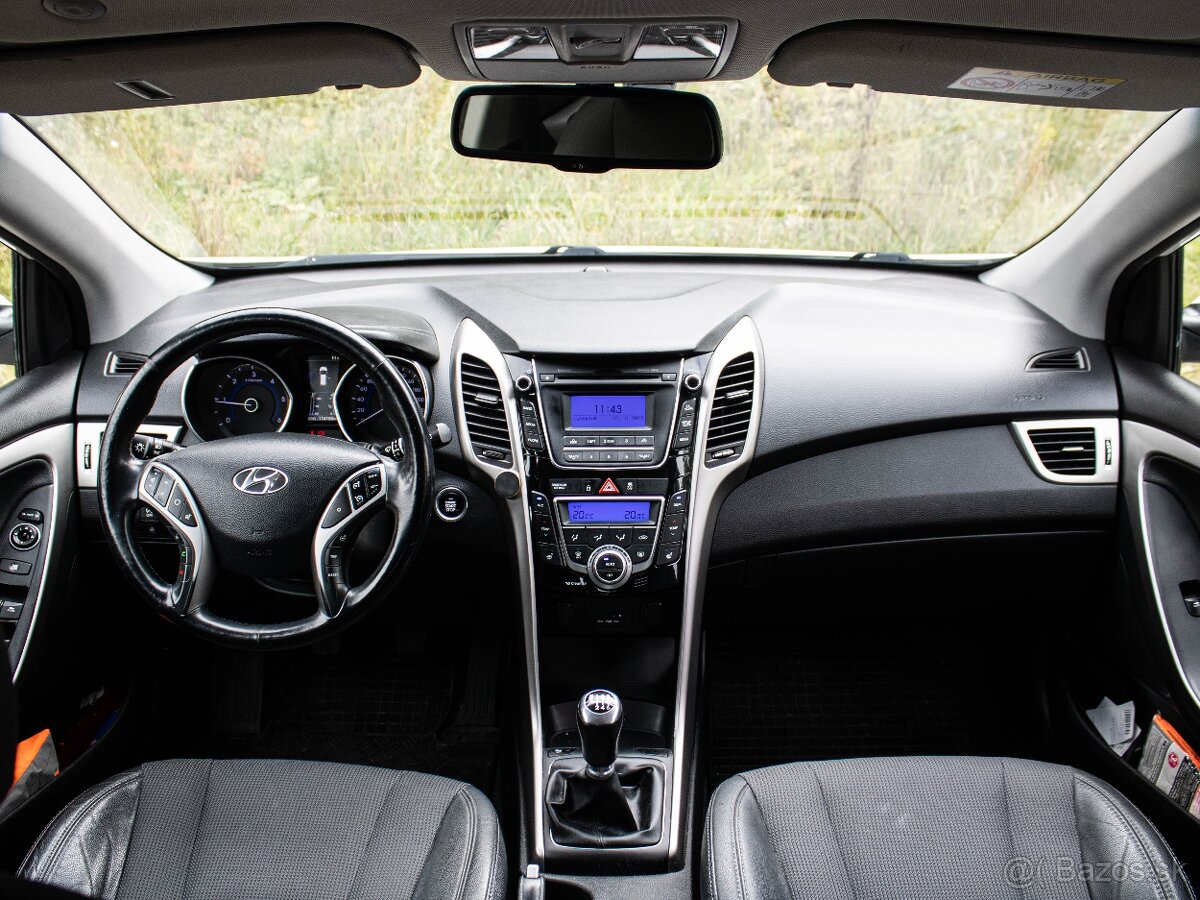 Hyundai i30 CW 1.6 CRDi 136 Style - 14