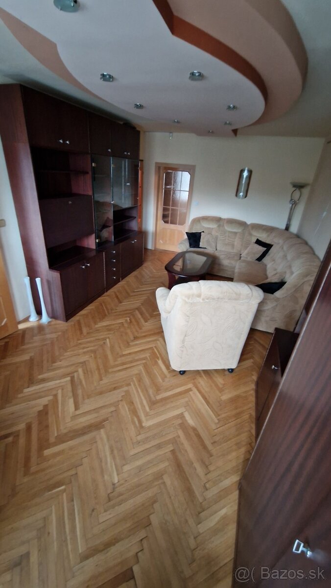 Prenajmem 3.izbový byt - 14