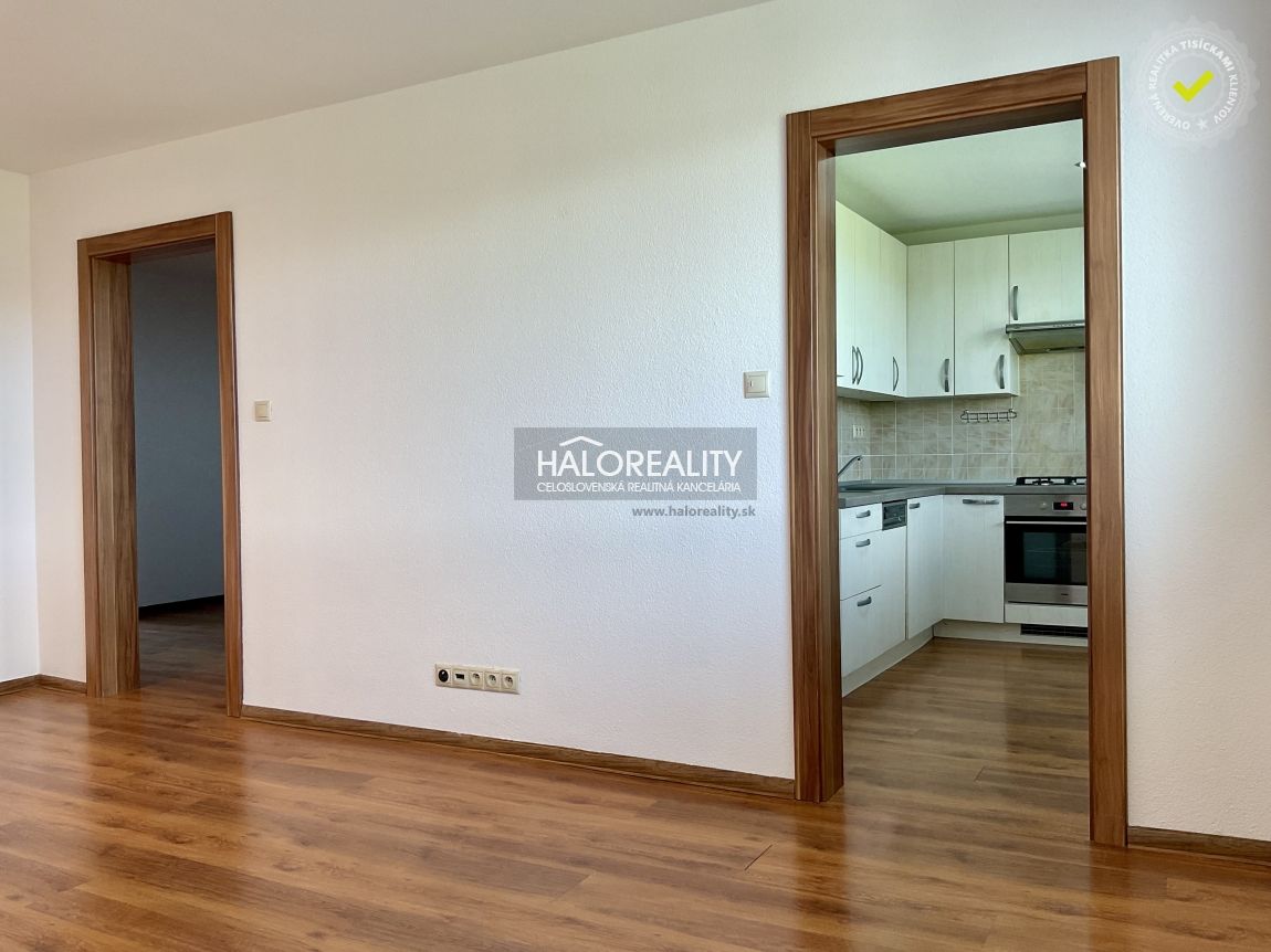 HALO reality - Predaj, trojizbový byt Očová, veľkorysý a sln - 14