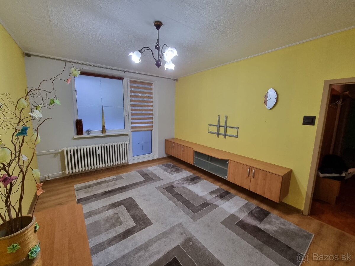 Poprad JUH3, 3 izbovy prerobeny byt - 14