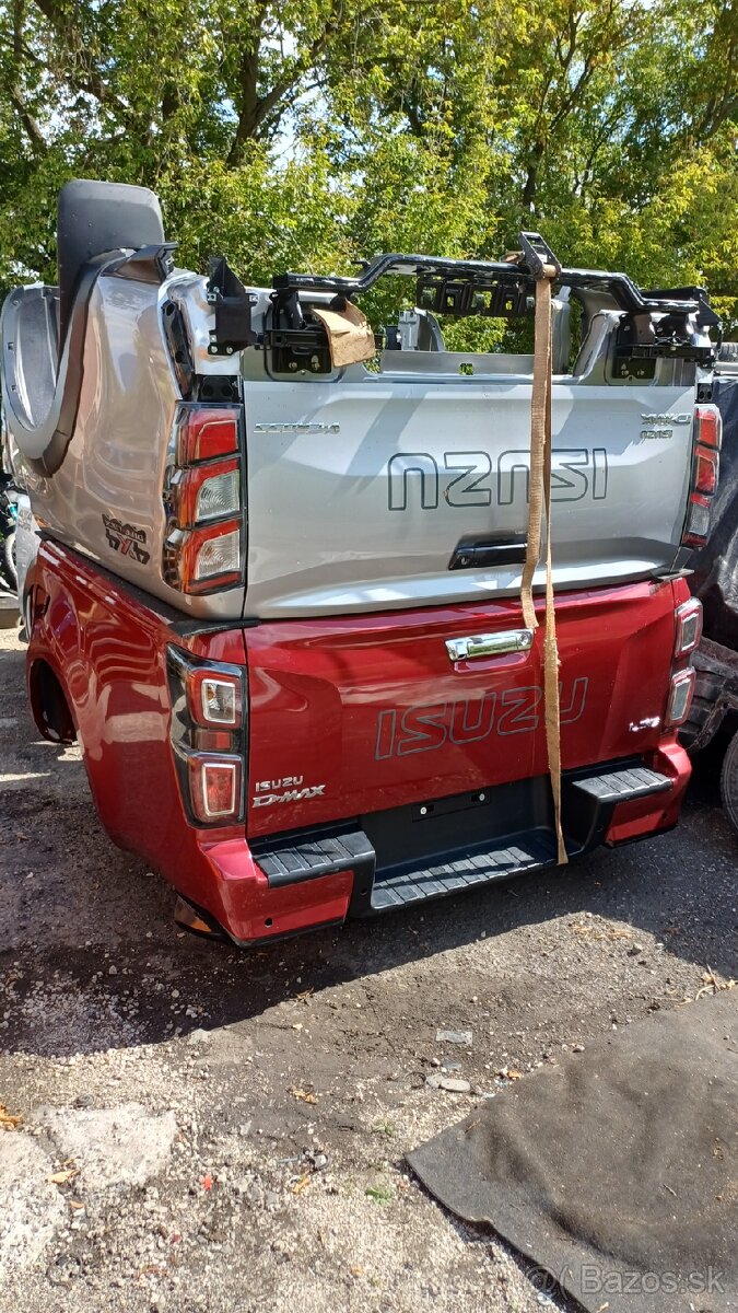 Isuzu D Max vaničky 2025 - 14