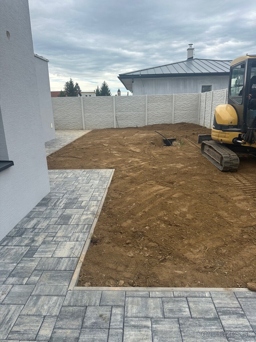 Ponúkame výkopové a zemné práce Autodoprava - 14