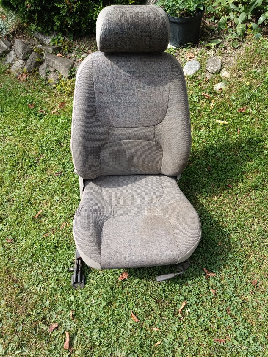 Predám zostatkové diely na landrover freelander - 14