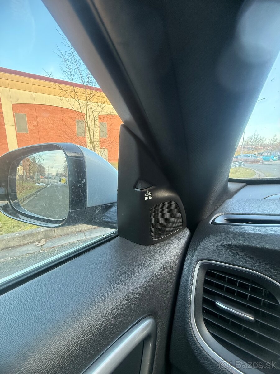 Volvo V60 hybrid.R-design 4x4 - 14