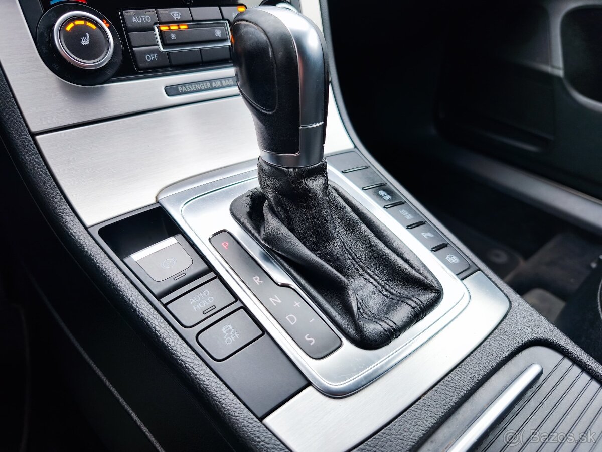 Volkswagen Passat B7 Highline Combi 2.0TDI 125kw automat 4x4 - 14