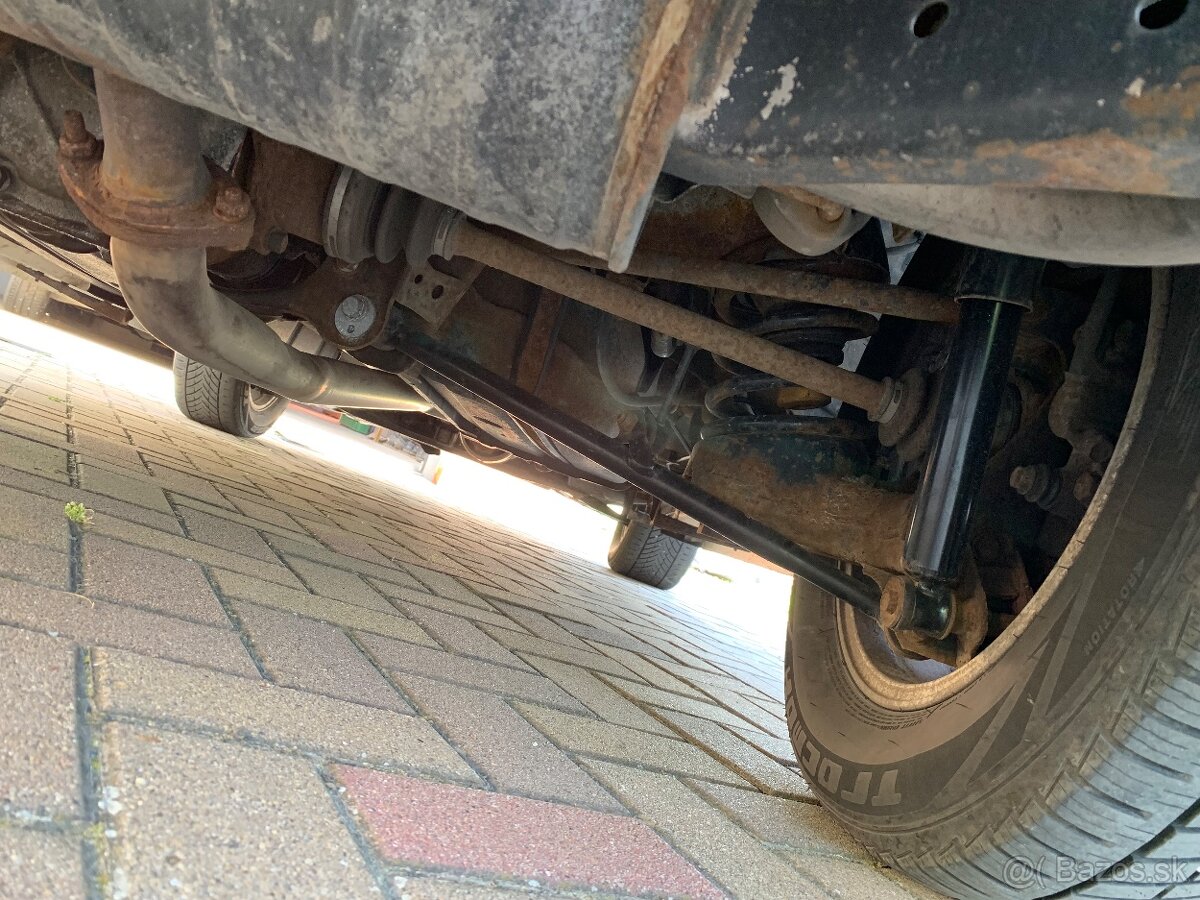 Toyota Rav4 2.0 D4D 4x4 - 14