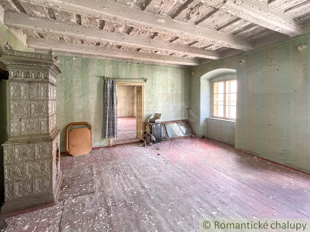 Historický meštiansky dom v centre Kremnice – investičná p - 14