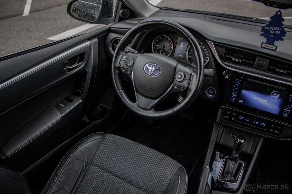 Toyota Corolla sedan 1.6 Ececutive - 14